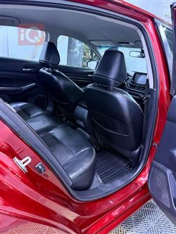 نيسان ألتيما